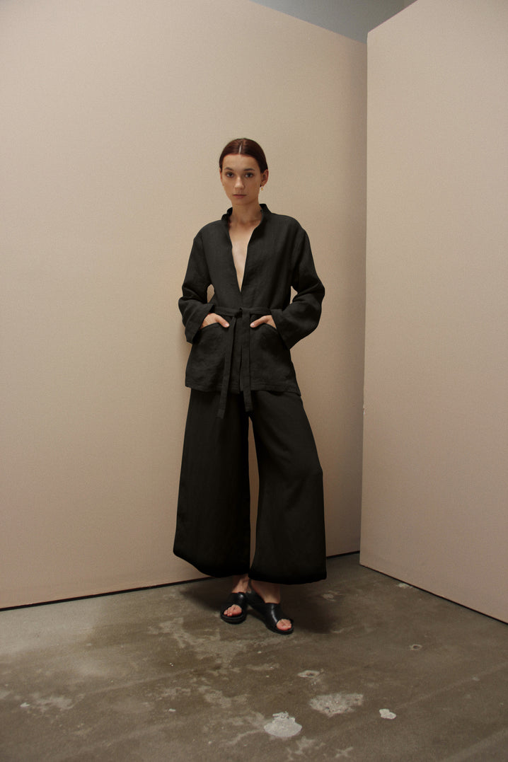 The Relaxed Jacket in Jet Black