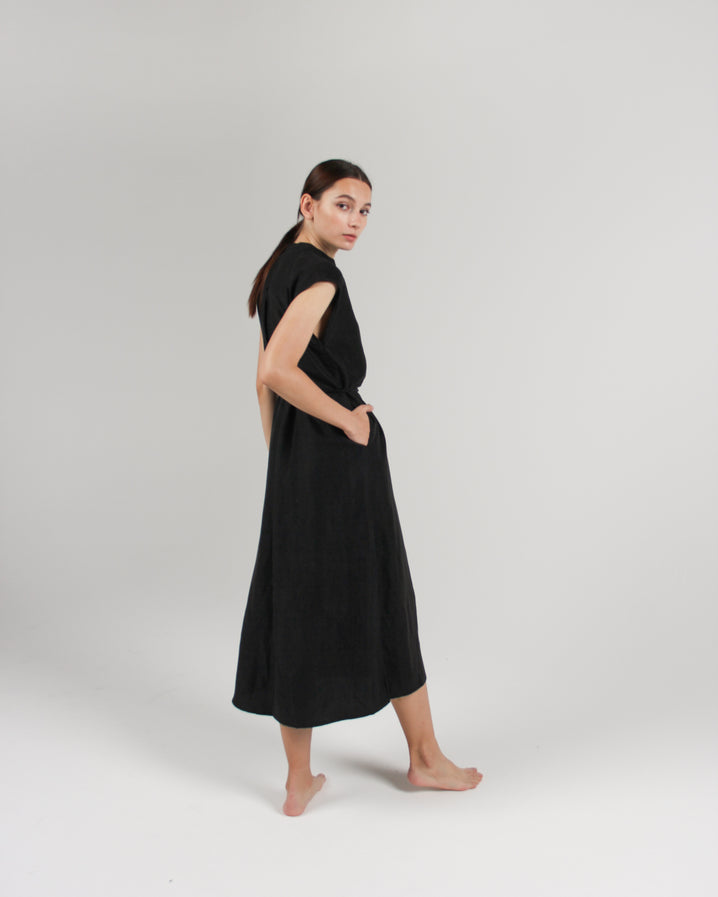 The Cap Sleeve Caftan Dress in Jet Black